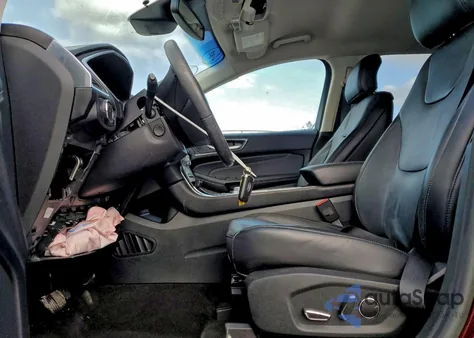 2019 Ford Edge Titanium z USA, uszkodzony, nr VIN 2FMPK3K90KBC15770